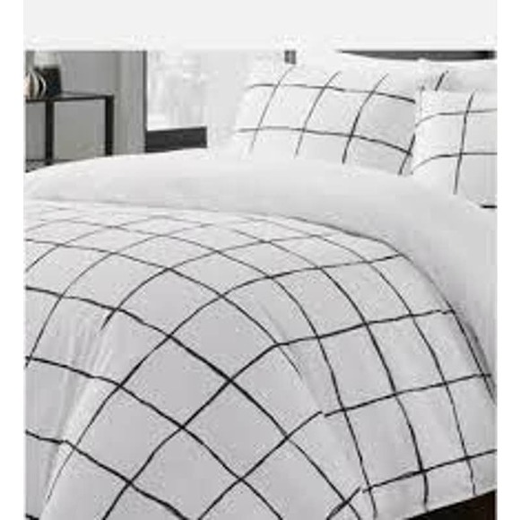 CITY SCENE TWIN DUVET COVER SET, WHITE COURTNEY NEW - Picture 1 of 3